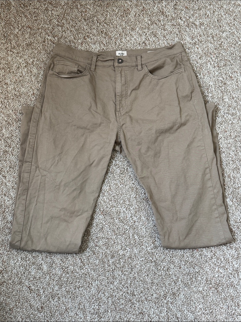 Flint & Tinder Men's Tapered Fit Khaki Chino Pants 34x33